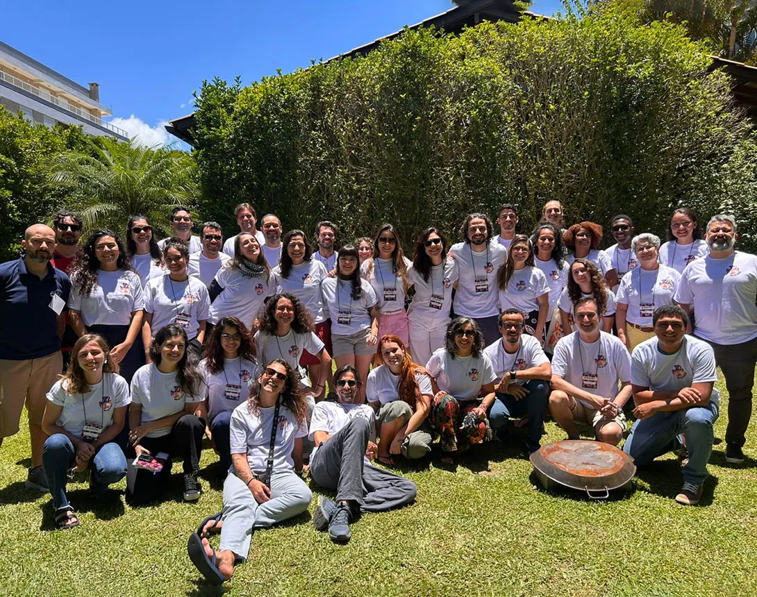 Integrantes da Rede IntegraMAR reunidos em encontro de equipe