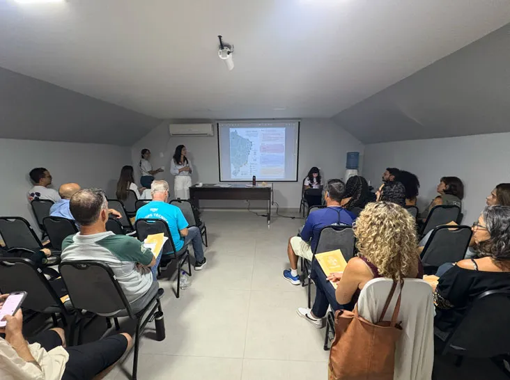 Participantes de oficina colaborativa em Brasília